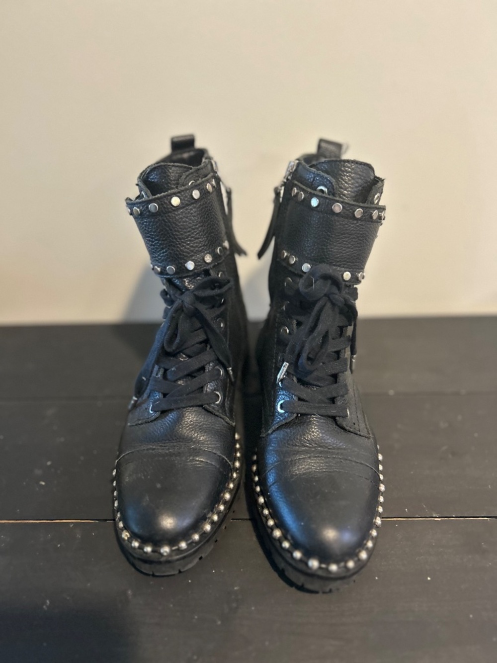 Studded boots - Picture 2 of 7